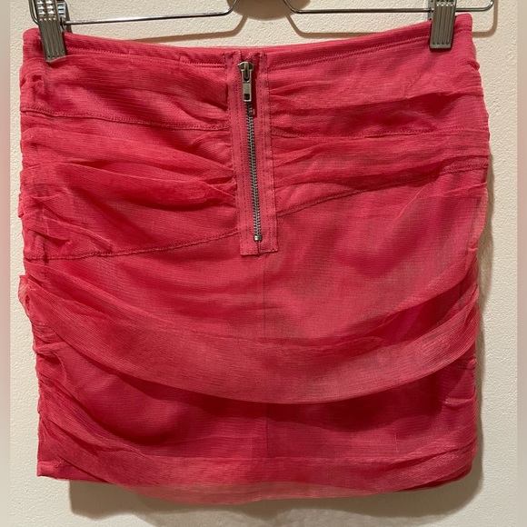 Guess Mini Skirt Mesh - Picture 4 of 7